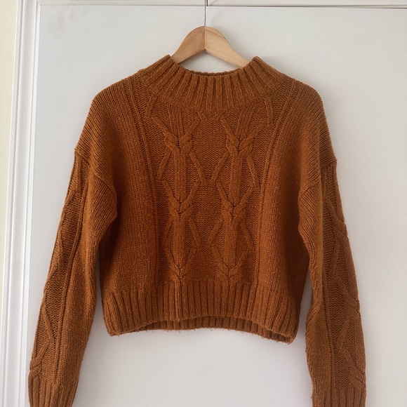 Brown cropped knit sweater - Picture 2 of 3